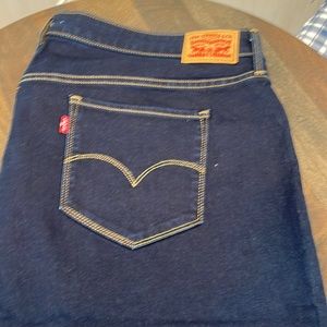 Levi’s 311 Shaping Skinny bark was jeans Sz 24w